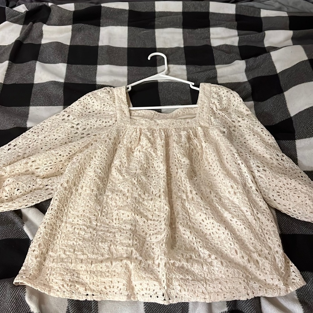Lc cream eyelet cutout